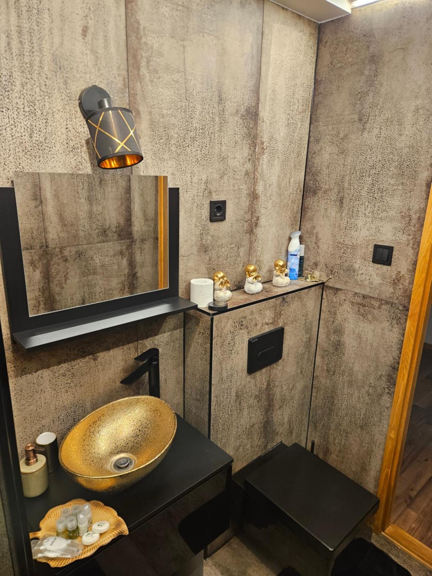 Toelgyes Apartmanhaz 세게드 외부 사진